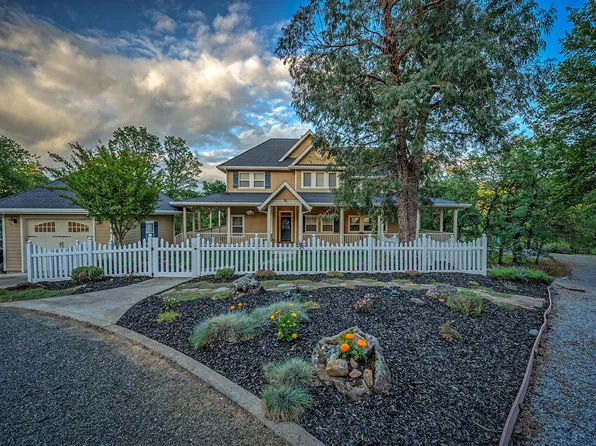 22922 Kentucky Ln, Redding, CA 96003