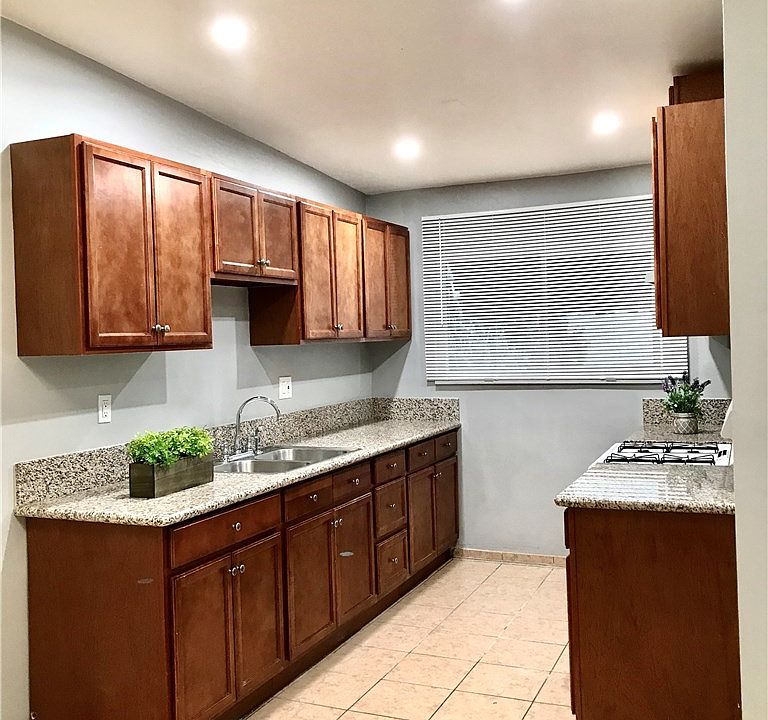 7333 Bakman Ave Sun Valley, CA Zillow Apartments for Rent in Sun Valley