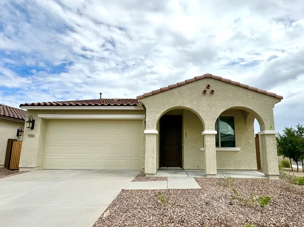 8910 W Orange Dr, Glendale, AZ 85305