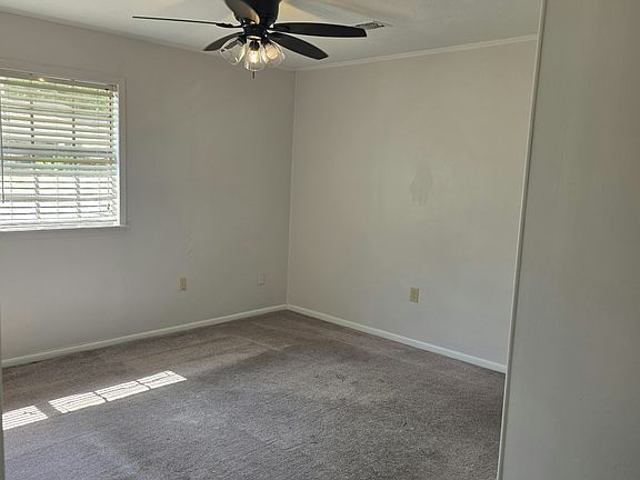 5th image of 403 Weathersby Rd