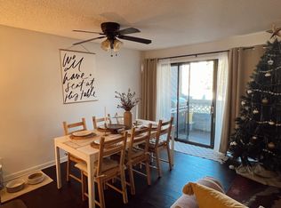 13922 E Stanford Cir APT B6, Aurora, CO 80015