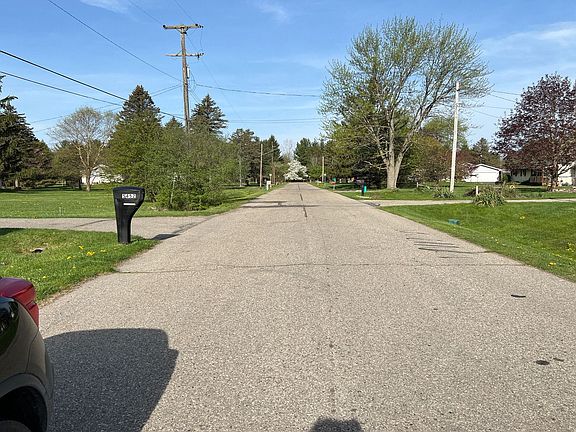 5th image of 5462 Statler Dr