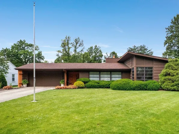 4020 Hiawatha Blvd, Fort Wayne, IN 46809