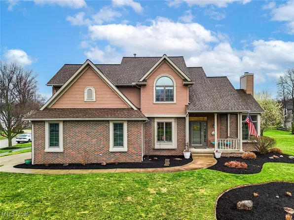 4348 Tomahawk Ln, Vermilion, OH 44089
