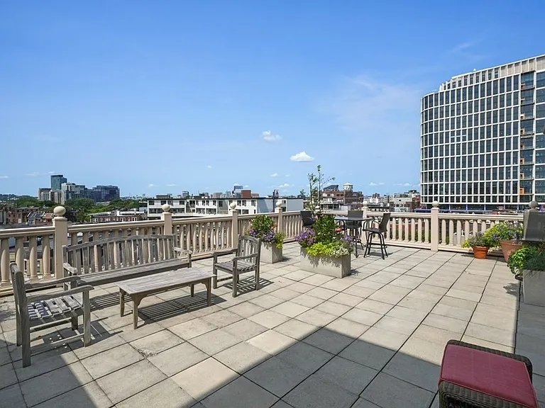 185 Massachusetts Ave #403 — Photo 20