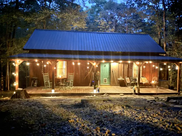 4261 Lake Rd, Woodlawn, TN 37191