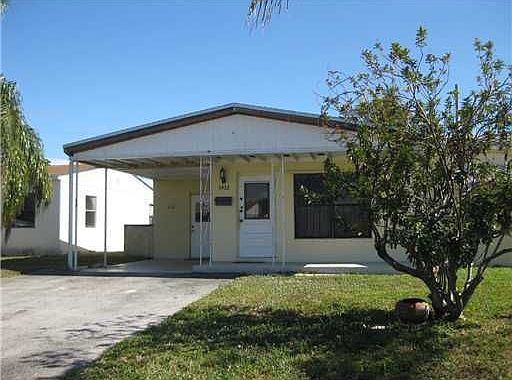 1st image of 5432 NE 4th Ave