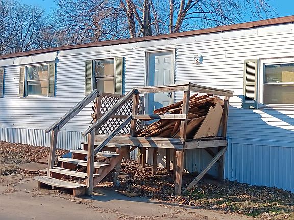 2nd image of 777 E Yerby St #57