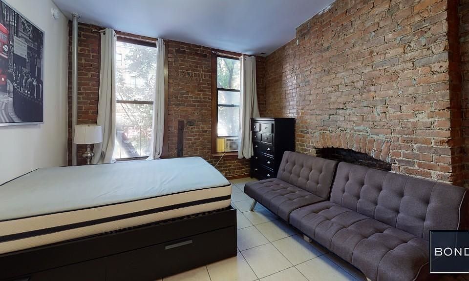 1st image of 1365 1st Ave #2D1