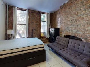 1365 1st Ave #2D1, New York, NY 10021