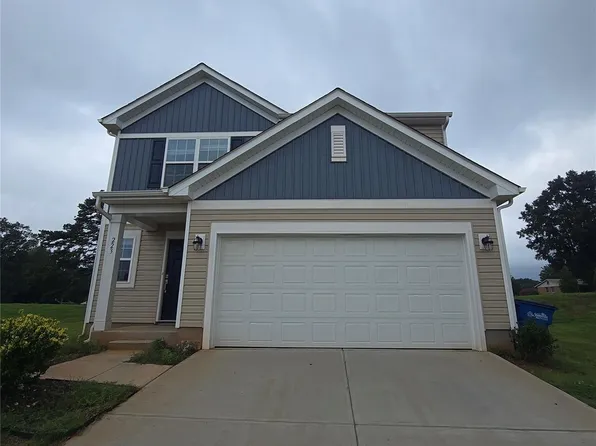 223 Brentwood Dr, Statesville, NC 28625
