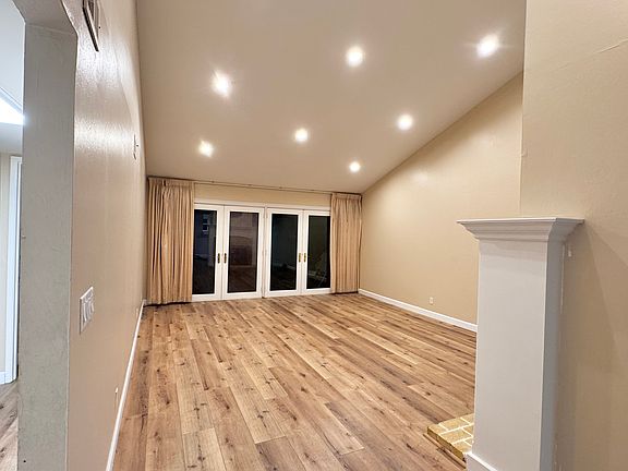 2nd image of 610 Lisa Way