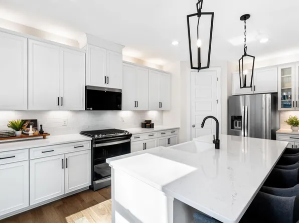 15 Scarlet Sage Dr, Fuquay Varina, NC 27526