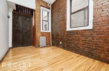 Rented by PocketBroker Inc