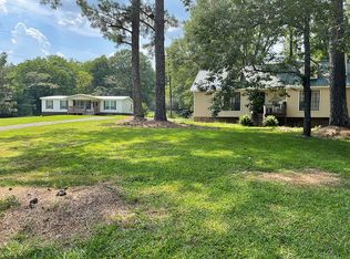 4046 Nixon Rd, Bessemer, AL 35022