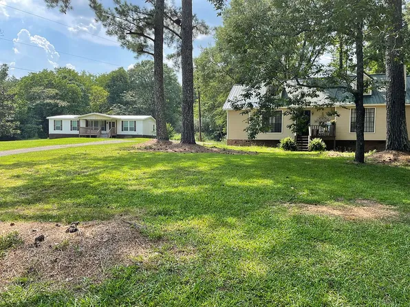 4046 Nixon Rd, Bessemer, AL 35022