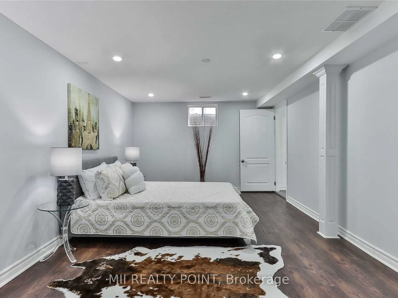 1 bed, $1,000 — Photo 3