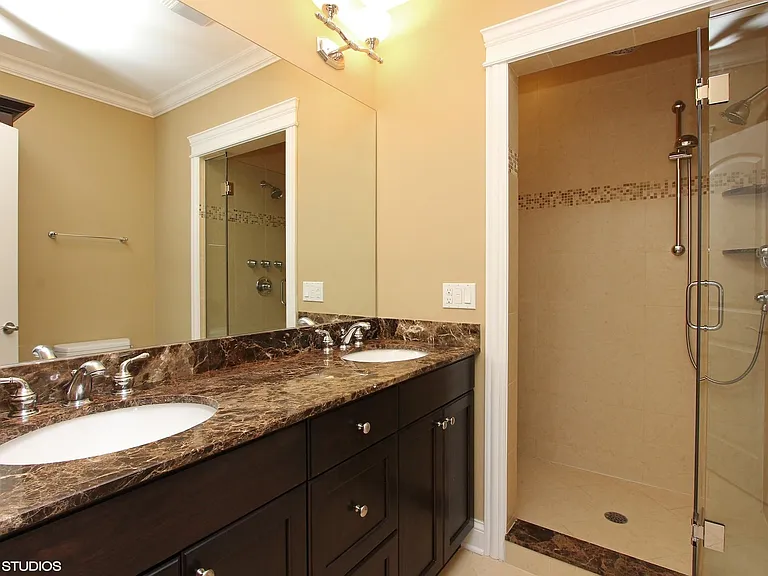 1437 N Sedgwick St #1W — Photo 5