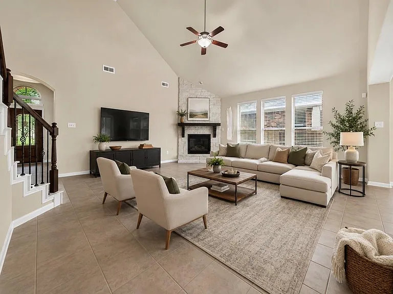 10031 Esslemont Ct — Photo 8