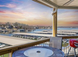 1481 Ledges Dr UNIT 332, Osage Beach, MO 65065