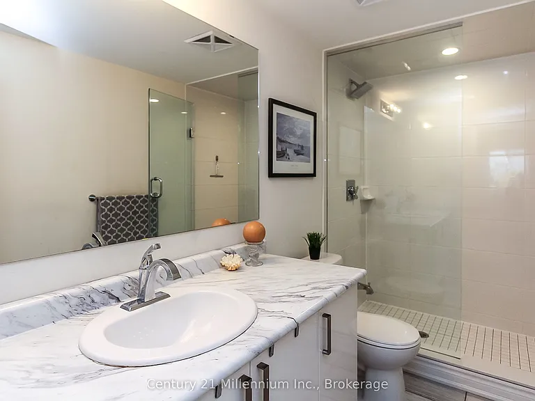 7 Anchorage Cres #108 — Photo 20