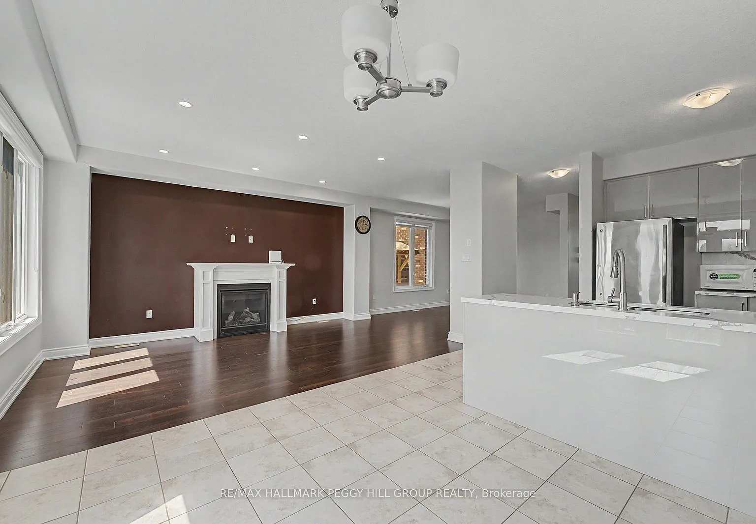 4 bed, $2,900 — Photo 3