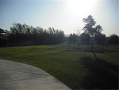 2nd image of 1820 Piper Pl