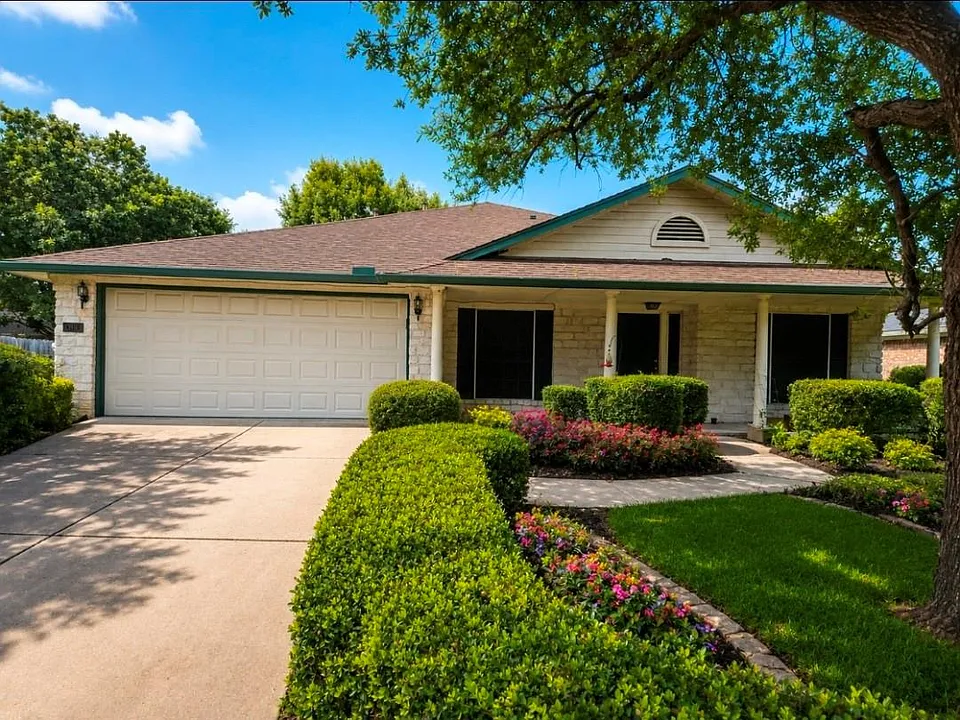 3904 Cadoz Ct