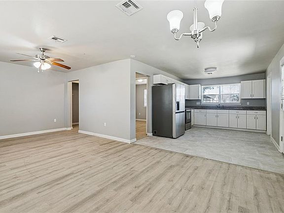 5th image of 426 N Marchand Ave