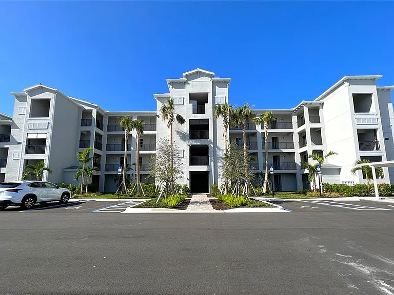 14051 Heritage Landing Blvd #537 — Photo 1