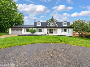 69416 Brookhill Dr, Romeo, MI 48065