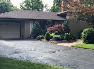644 Thornwood Dr, Naperville, IL