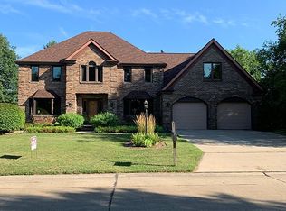 1110 Sterling Dr, Champaign, IL