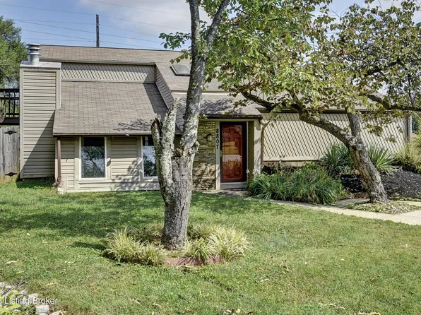 8807 Roman Ct, Louisville, KY 40291