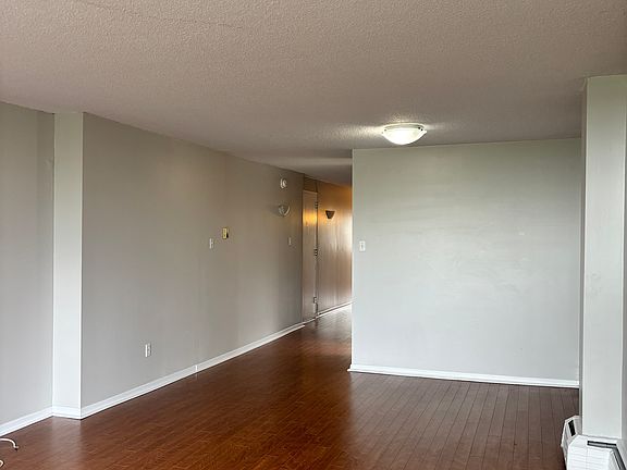 4th image of 40 Rose St #303