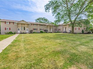 4907 Tuscarora Rd, Niagara Falls, NY 14304