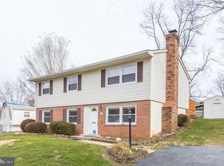 4550 Kendall Dr, Woodbridge, VA 22193