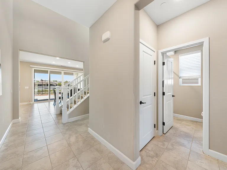 1623 Carol Lee Ln — Photo 3