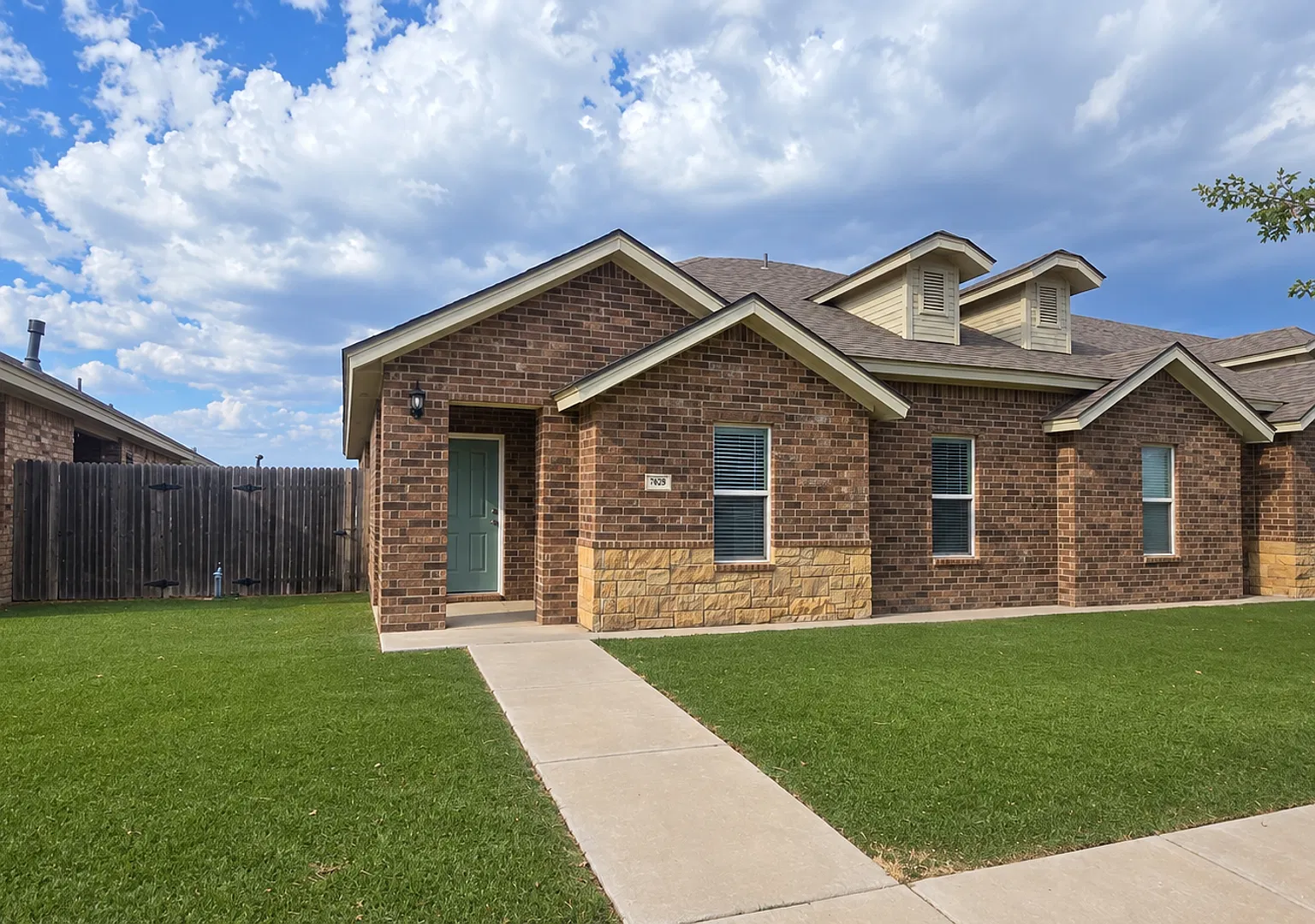 Beautiful 3/2 Townhome in Lubbock Cooper! — Photo 1