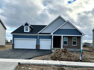 1011 Dr John Burkey Dr, Algonquin, IL 60102