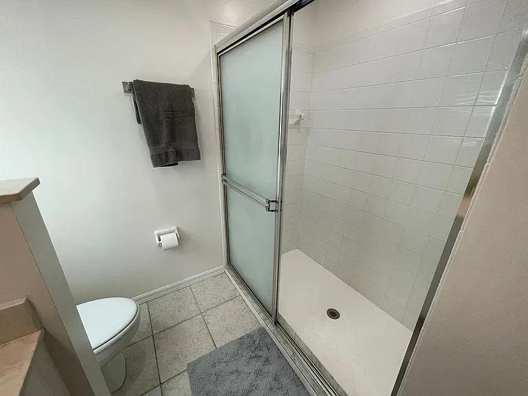 5708 Greenwood Cir #48 — Photo 15