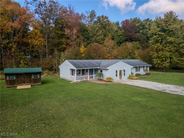 1945 Dadeyville Rd, Austinburg, OH 44010