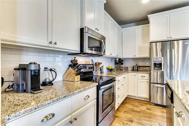 Counter Space and Cupboards Galore
