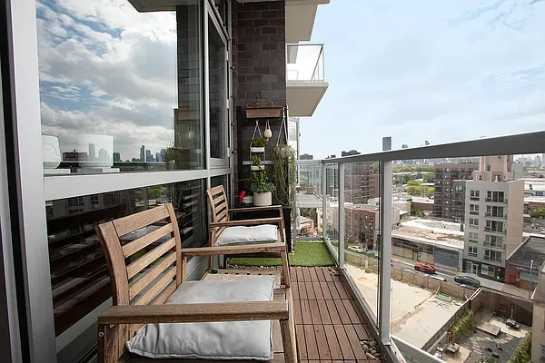 Rented by Keller Williams NYC | media 24