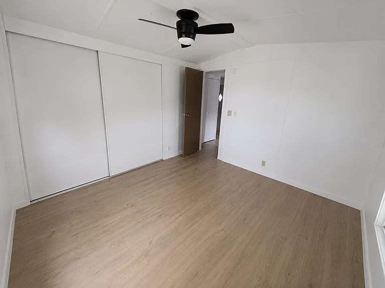 1231 Dustin Dr — Photo 4