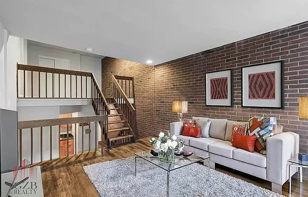 Rented by Avenues Real Estate | media 9