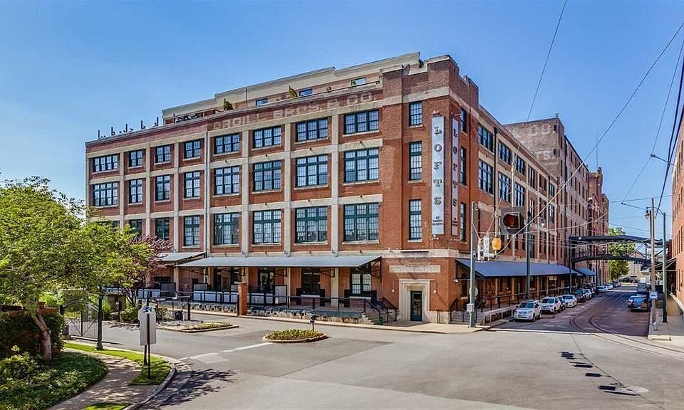 1st image of 505 Tennessee St APT 424