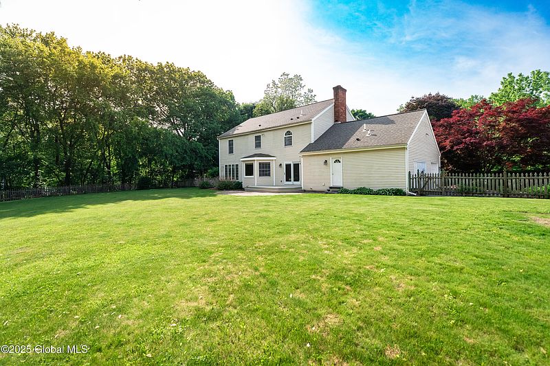 5th image of 1345 Partridge Drive