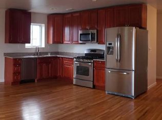 239 Robinson Ave, Bronx, NY 10465