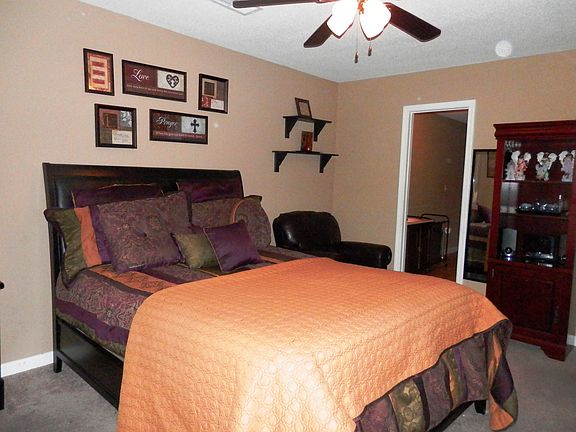 4th image of 10084 Chariden Dr